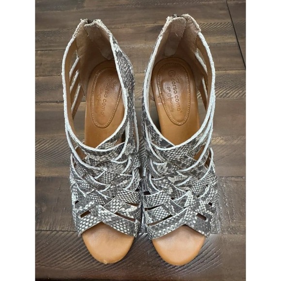 Corso Como Shoes - Very Corso Como Sandals 7.5 Grey Excellent Snakeskin Strappy Cage Heel